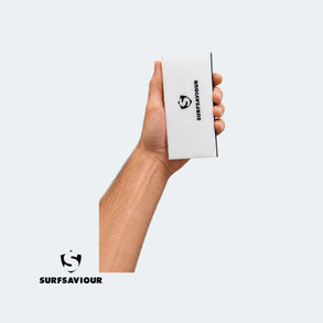 Image of surfsaviour chemical-free cleaning hand-pad in use